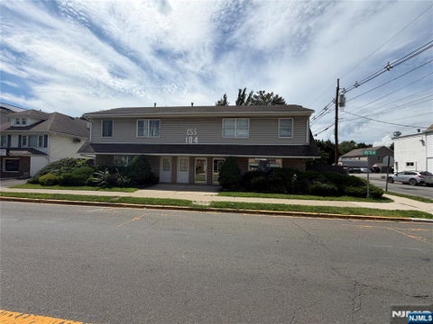 Photo for 104 Lincoln Avenue
