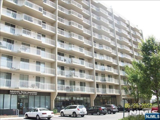 1055 RIVER RD APT 602, EDGEWATER, NJ 07020 - Image 5a4e8a2a8001a9e3e2d81c7451788e5f/3988916763