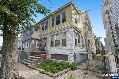 Photo for 130-132 Isabella Avenue