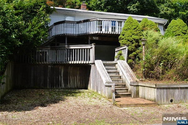 11 WOODS RD, SANDYSTON, NJ 07826 - Image 5dd67d4a1e97f0e116de72d7110b9913/2418403956