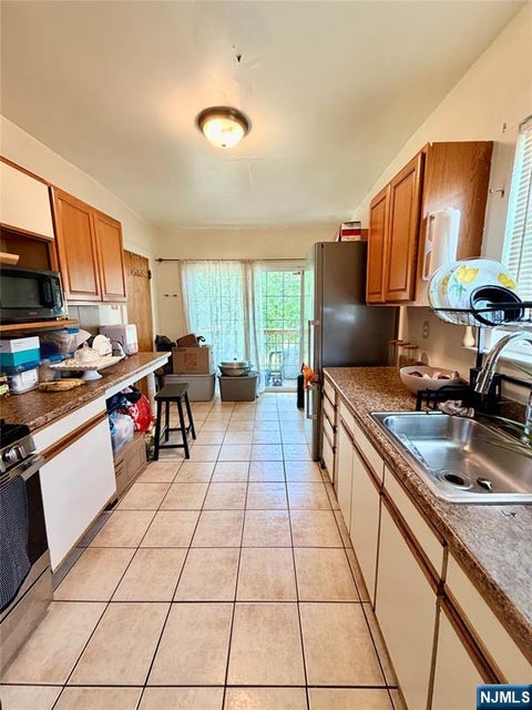 Photo for 115 Chestnut Avenue