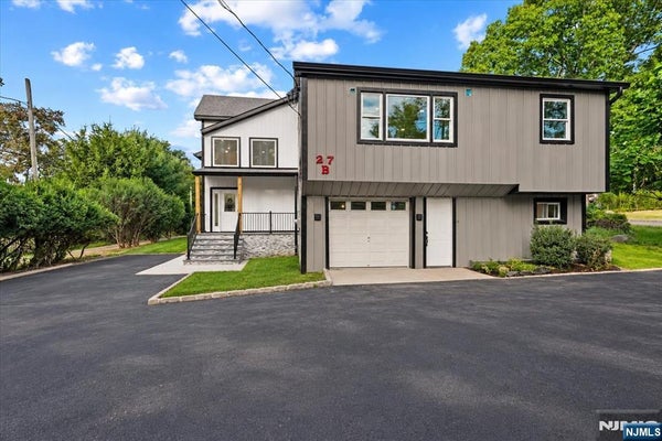 27B TAYLORTOWN RD, MONTVILLE, NJ 07045 - Image 61a2a40b067b4fca7a82f4b11f22a2ac/1392201750