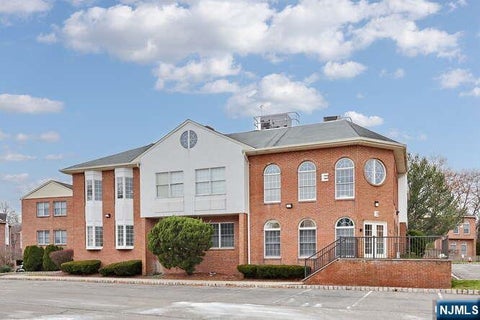 Photo for 271 W Route 46 E101