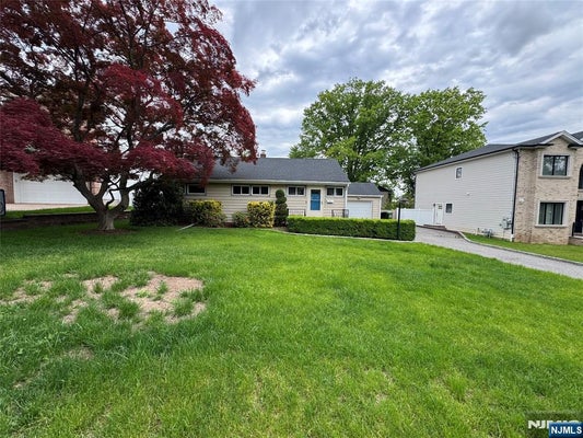231 HILLSIDE AVE, PARAMUS, NJ 07652 - Image 6388a5f94271ae767f3cd7d6def39c17/2326733189