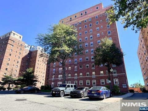 Photo for 70 Munn Avenue 1008