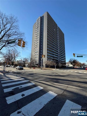 285 AYCRIGG AVE APT 6F, PASSAIC, NJ 07055 - Image 665d4fa3a152f14c9fa7c3d8ea138224/1748589136