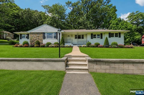 Photo for 33 Lotz Street