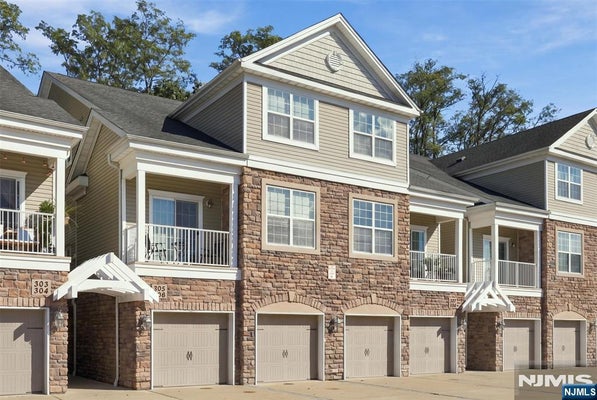 305 WATERVIEW CT, CEDAR KNOLLS, NJ 07927 - Image 6baab1fb1ed4e96d0361054f8e18244d/2644701082