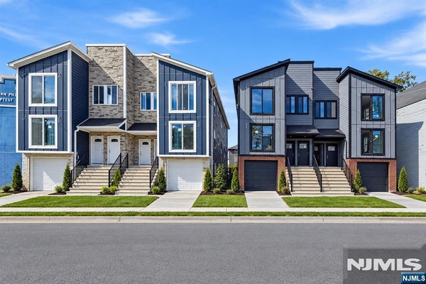 379 S 10TH ST, NEWARK, NJ 07103 - Image 70bf8fac34a4e8aa1b13e969162e3787/1099321818