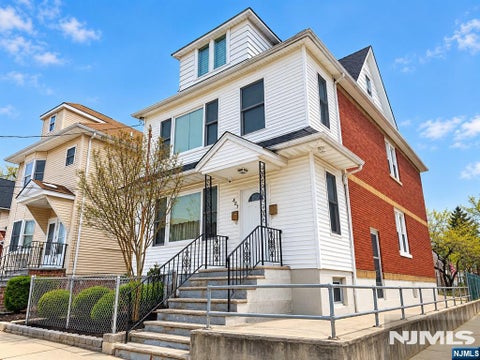 Photo for 557 Gregory Avenue