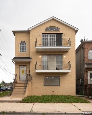 26-28 MOUNT PLEASANT AVE, NEWARK, NJ 07104 - Image 7cfb3ccfa829b24748b6dbc8023dff58/4077478153