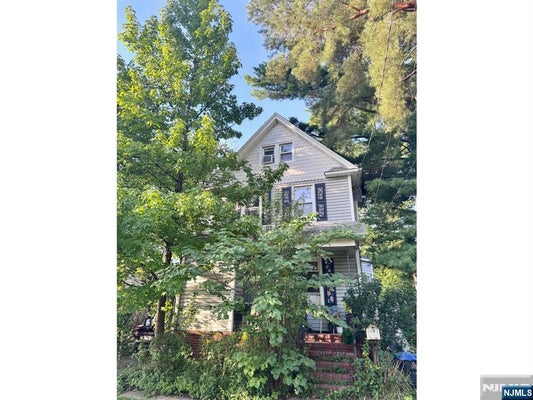 268 MIDLAND AVE, RIVER EDGE, NJ 07661 - Image 8024ea1d2f30f43cefae683017225de2/1542707749