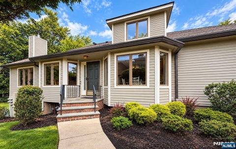 Photo for 125 Lakeview Drive 125