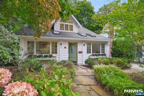 15 PATTON PL, MONTCLAIR, NJ 07043 - Image 8a7ef28d562f164d9cf5960fcbadb093/830703149