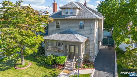 Photo for 133 Luddington Avenue