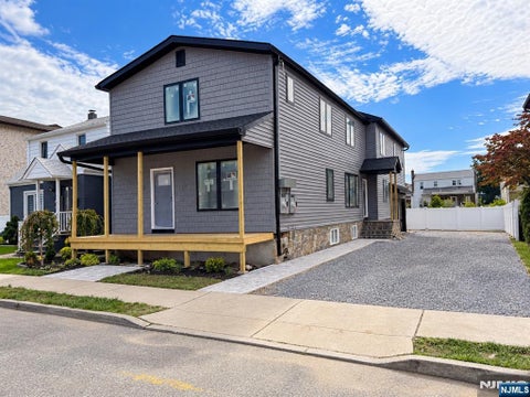 Photo for 80 Tuttle Street