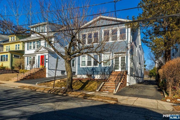 17 BOYDEN PKWY # 1, MAPLEWOOD, NJ 07040 - Image 8debbf87fe29aa29cfb66e730da2f0fe/1536145332