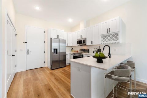 Photo for 51 Queen Anne Road 302