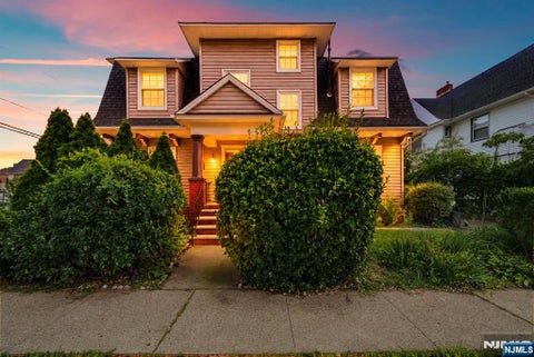 Photo for 44 Vanderbeck Place