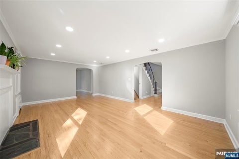 Photo for 26 W Lawn Road