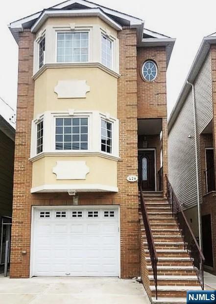 Photo for 426 Jersey Street 2
