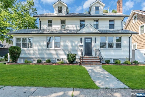 Photo for 419 Martin Street