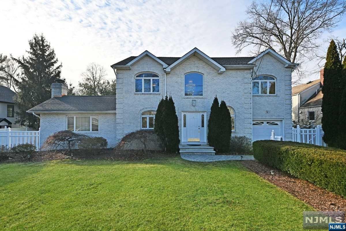 11 Legion Place