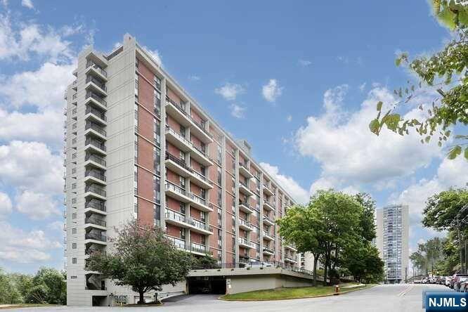 4 Horizon Road #1004