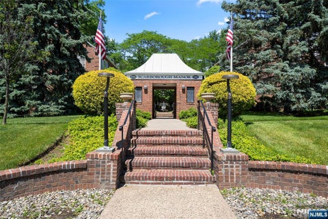Photo for 151 E Palisade Avenue F12