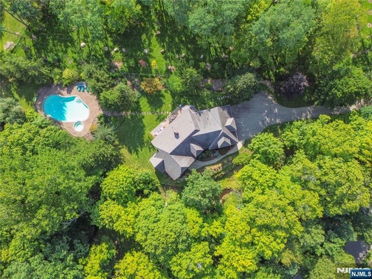 102 SEMINARY DR, MAHWAH, NJ 07430 - Image a9a9fc5b1d42e55ce11cde17cfe640d6/2920824034
