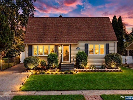 171 OLIVE AVE, POMPTON LAKES, NJ 07442 - Image aa55fca0e1db8a5d3ac34c62c6a47b7e/3080069291