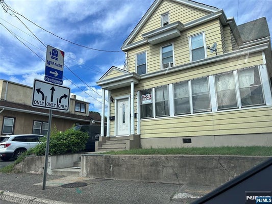 215 WAGARAW RD, HAWTHORNE, NJ 07506 - Image aa83f1f0b68f10e0fbcbed1bf95dd7e8/2916206606