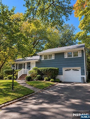 31 ARBOR DR, HO HO KUS, NJ 07423 - Image b0b7bcf10f62a17cdbf4401d7ea80351/1289767474