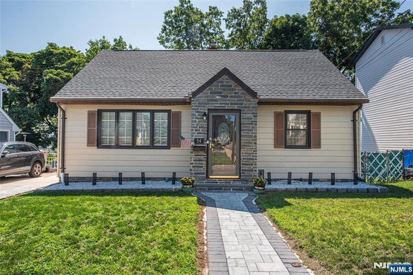 54 HASBROUCK AVE, HASBROUCK HEIGHTS, NJ 07604 - Image b33e732a60e53e7534f3566cbf03e4f3/2652922501
