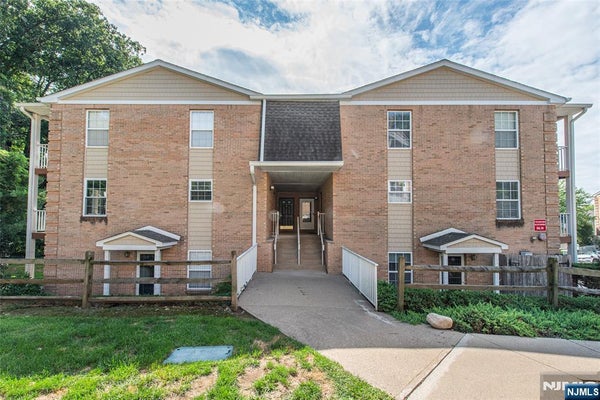 234 VISTA DR # 134, CEDAR KNOLLS, NJ 07927 - Image b36503bbe72668fcfcdebf7218f6fbc0/1622348375