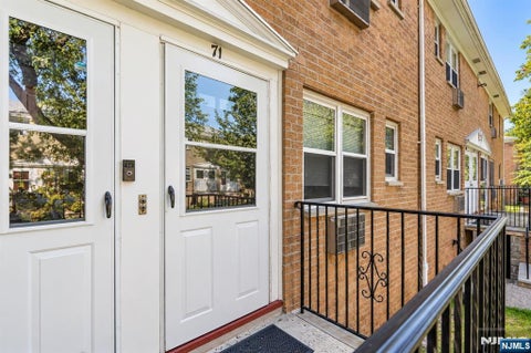 Photo for 725 Joralemon Street 71