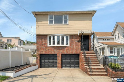 Photo for 502 Cross Street 1