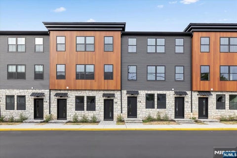 Photo for 81 Union Street 6A
