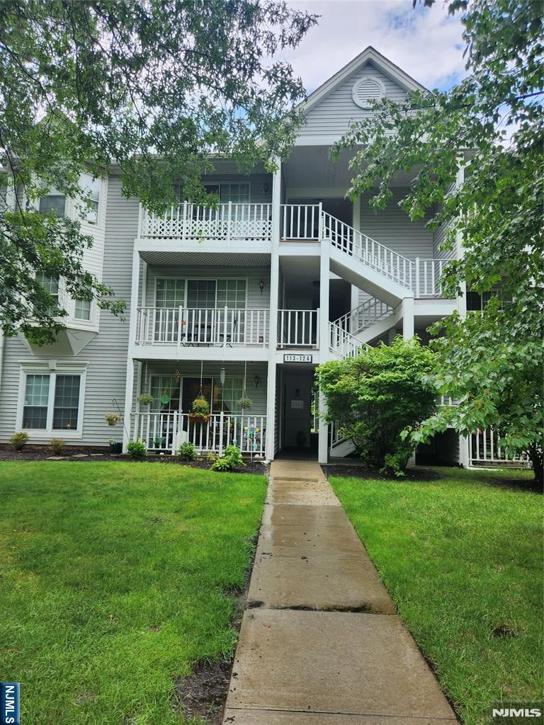 124 Raintree Lane
