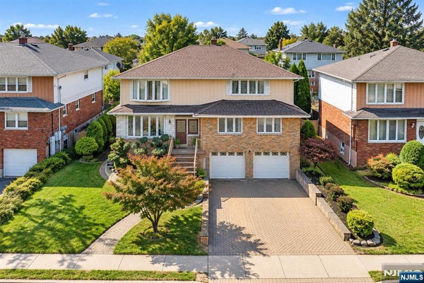 1530 8TH ST, FORT LEE, NJ 07024 - Image b808d1b5b2ba26d360eeb4ec3cefe310/895970064