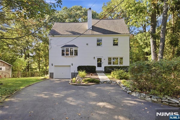 27 HEWITT RD, HEWITT, NJ 07421 - Image b9186e71ee080bb772594c5c856d4c81/1782814068