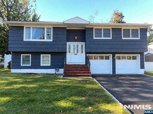 93 HILLSIDE AVE, HASBROUCK HEIGHTS, NJ 07604 - Image bd43c98fef8ef541b315f4bbb0cb76b5/1395053856