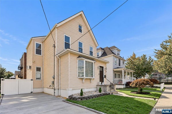 336 LIVINGSTON AVE, LYNDHURST, NJ 07071 - Image bf5fc66d1772f91e776031ccbcd69656/553268905