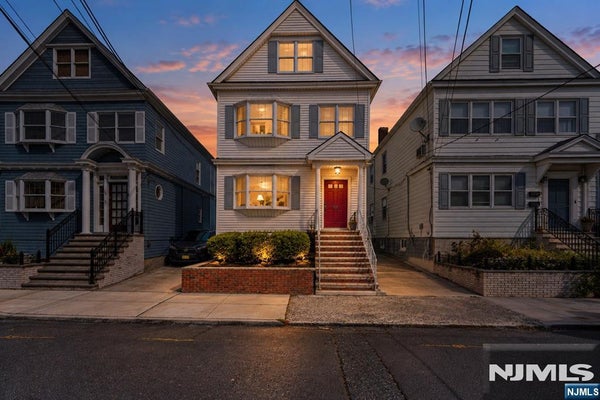 163 W 8TH ST, BAYONNE, NJ 07002 - Image bf7cd04bf0c844710f7f30a67a385642/1841854497