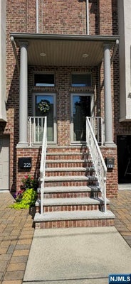 225 WAYNE AVE, CLIFFSIDE PARK, NJ 07010 - Image c86a96280fcaaeff48b737be87c4e56f/2880208681