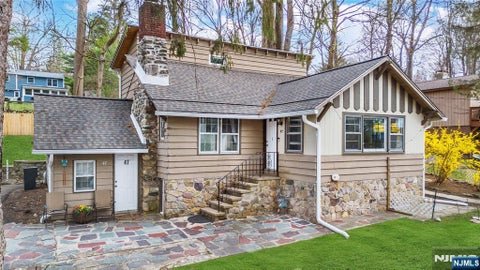 Photo for 47 Hillside Road