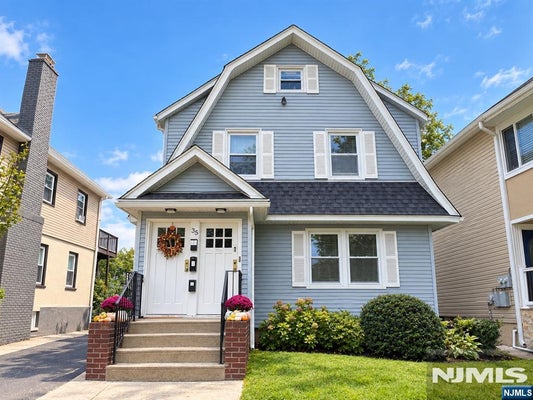 35 ELMWOOD AVE, MONTCLAIR, NJ 07042 - Image d02cbdcf3ee69d5b6ffb9990d3af5647/1100510947