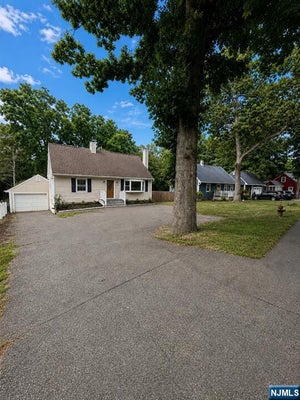 533 RAMAPO VALLEY RD, OAKLAND, NJ 07436 - Image d27fa7d9fa70a26c7a528ccd8bb3c27f/3268312425