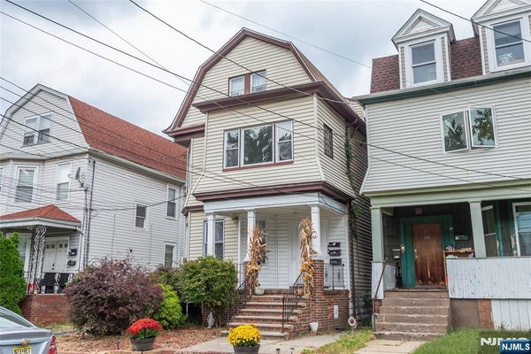 40 OLIVE ST # 2, BLOOMFIELD, NJ 07003 - Image d32424960bdc2b5a00d205fdfd36c90b/1325225556