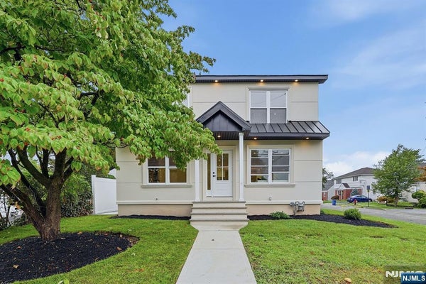 60 LASALLE AVE, HASBROUCK HEIGHTS, NJ 07604 - Image d3298b52e22da6cabdd241d87aba4e65/3295889853
